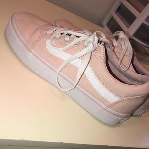 BRAND NEW LIGHT PINK VANS!!